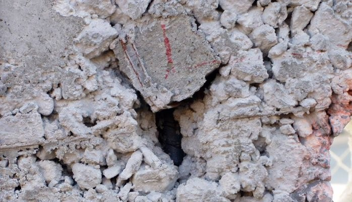 honeycomb in concrete.png