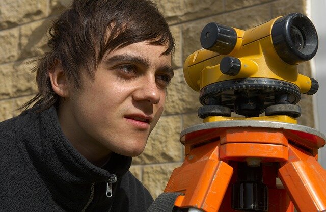 Level surveyor.jpg